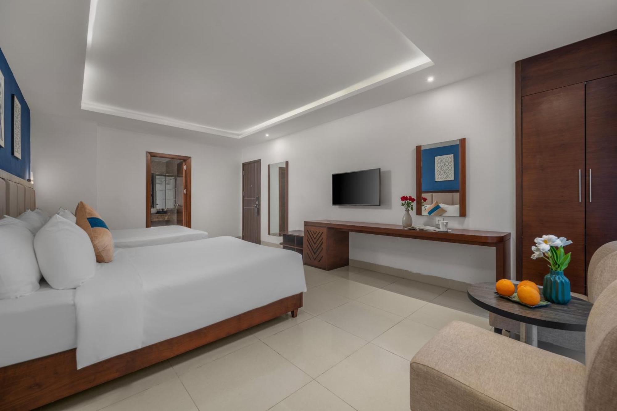 Tgt Beach Hotel Дананг Екстериор снимка