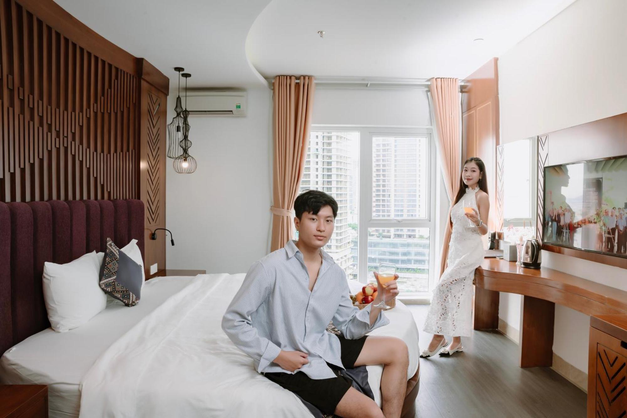 Tgt Beach Hotel Дананг Екстериор снимка